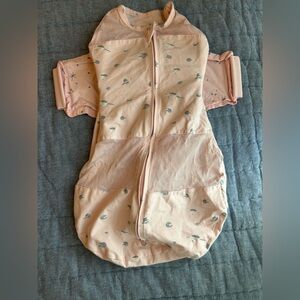 Happiest Baby Swaddle for Snoo Pink Planets
